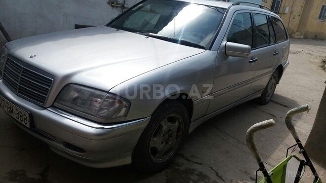 Mercedes C 220 1990, 280,000 km - 2.2 l - Bakı