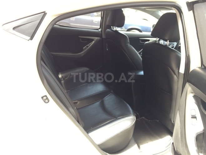Hyundai Elantra 2011, 60,000 km - 1.8 l - Bakı