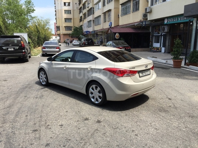 Hyundai Elantra 2011, 60,000 km - 1.8 l - Bakı