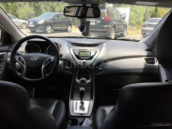 Hyundai Elantra 2011, 60,000 km - 1.8 l - Bakı