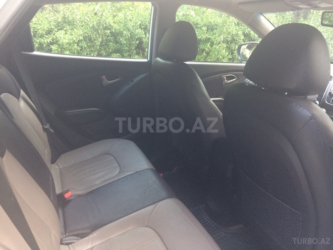 Hyundai ix35 2010, 70,000 km - 2.4 l - Bakı