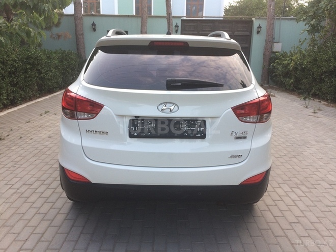 Hyundai ix35 2010, 70,000 km - 2.4 l - Bakı