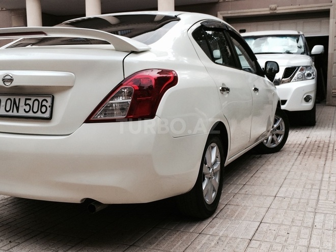 Nissan Sunny 2012, 195,000 km - 1.6 л - Bakı
