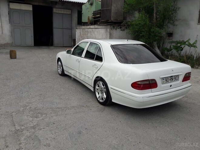 Mercedes E 320 2000, 261,800 km - 3.2 л - Bakı
