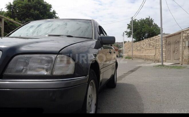 Mercedes C 220 1996, 215,000 km - 2.2 л - Bakı