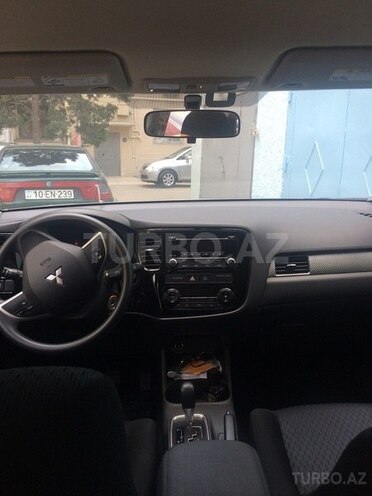 Mitsubishi Outlander 2013, 46,000 km - 2.4 л - Bakı