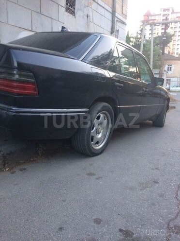 Mercedes E 230 1990, 485,761 km - 2.3 l - Bakı