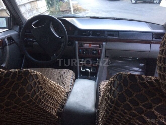 Mercedes E 230 1990, 485,761 km - 2.3 l - Bakı