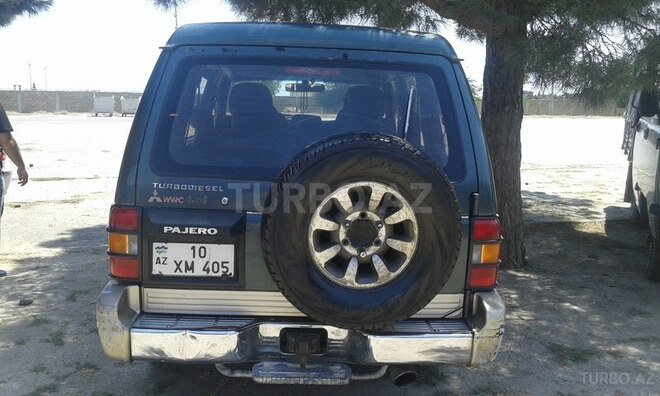 Mitsubishi Pajero 1991, 380,000 km - 2.5 л - Bakı