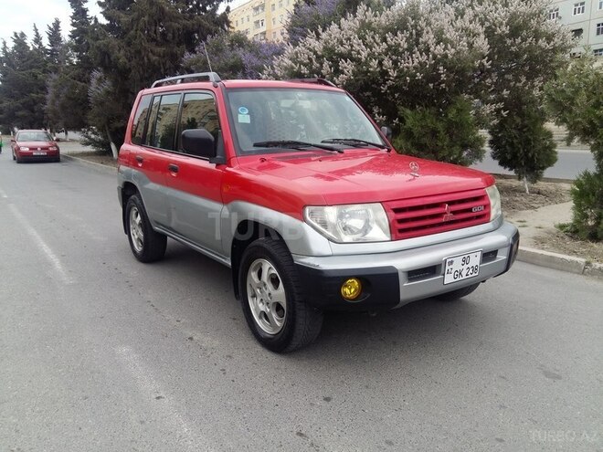 Mitsubishi Pajero io 1999, 200,000 km - 1.8 л - Sumqayıt