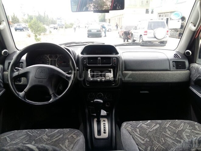 Mitsubishi Pajero io 1999, 200,000 km - 1.8 л - Sumqayıt