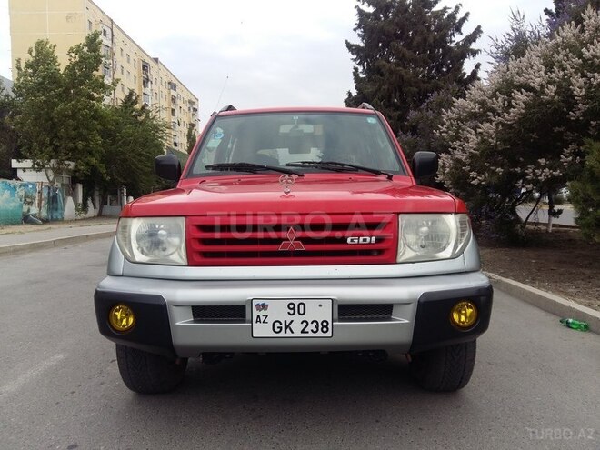 Mitsubishi Pajero io 1999, 200,000 km - 1.8 л - Sumqayıt