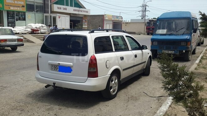 Opel Astra 2001, 250,000 km - 2.0 l - Sumqayıt