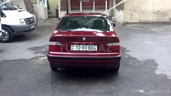 BMW 320 1994, 270,000 km - 2.0 л - Bakı