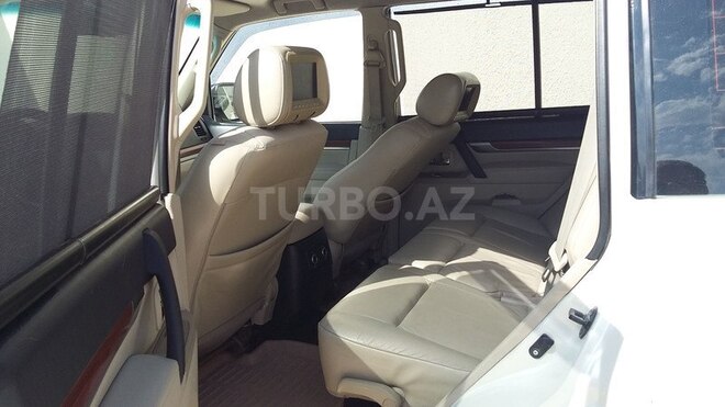 Mitsubishi Pajero 2007, 136,000 km - 3.0 l - Bakı