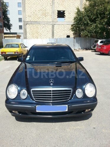 Mercedes E 240 2000, 271,000 km - 2.4 l - Sumqayıt