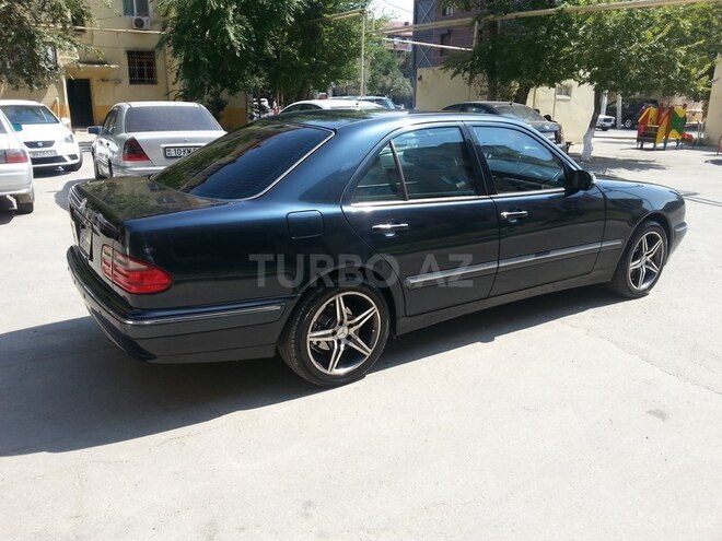 Mercedes E 240 2000, 271,000 km - 2.4 l - Sumqayıt
