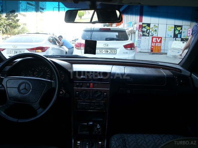 Mercedes C 250 1994, 680,000 km - 2.5 л - Bakı