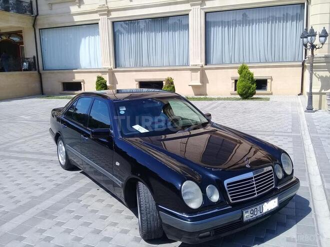 Mercedes E 220 1998, 274,000 km - 2.2 l - Bakı