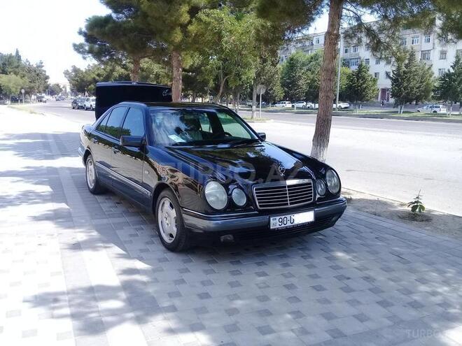 Mercedes E 220 1998, 274,000 km - 2.2 l - Bakı