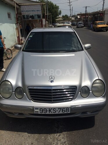 Mercedes E 220 2000, 400,000 km - 2.2 l - Bakı