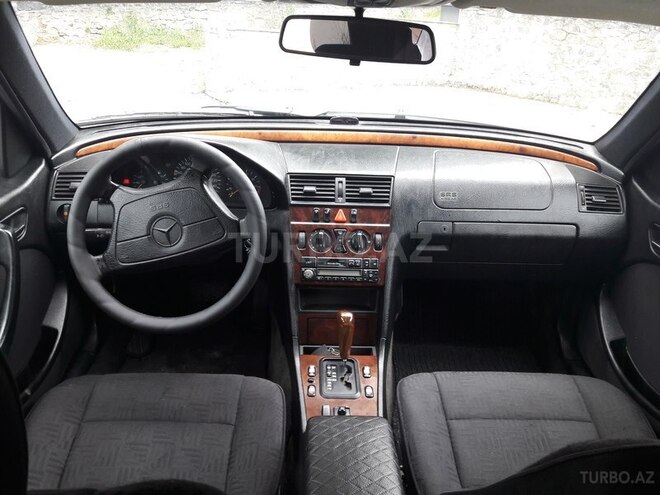 Mercedes C 240 1998, 307,000 km - 2.4 l - Şəki