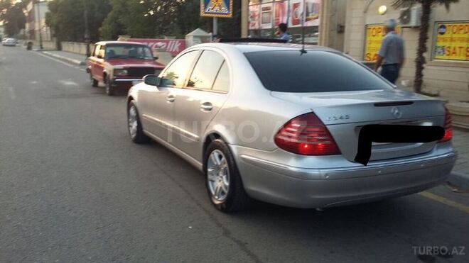 Mercedes E 240 2003, 300,000 km - 2.6 l - Biləsuvar