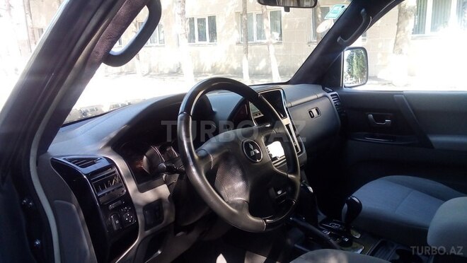 Mitsubishi Pajero 2005, 320,000 km - 3.0 l - Bakı