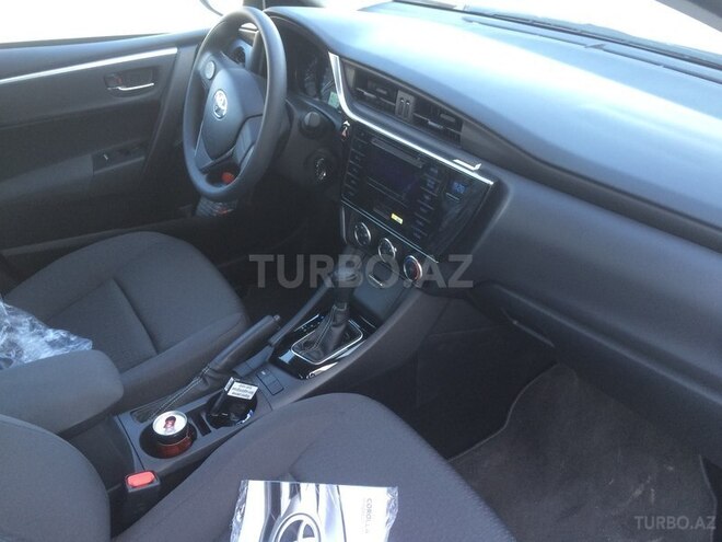 Toyota Corolla 2016, 800 km - 1.6 l - Bakı