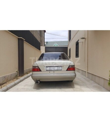Mercedes E 220 1995, 230,000 km - 2.2 l - Bakı