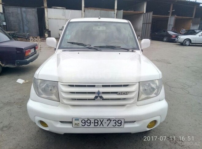 Mitsubishi Pajero io 2000, 165,000 km - 2.0 l - Gəncə