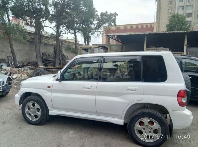 Mitsubishi Pajero io 2000, 165,000 km - 2.0 l - Gəncə