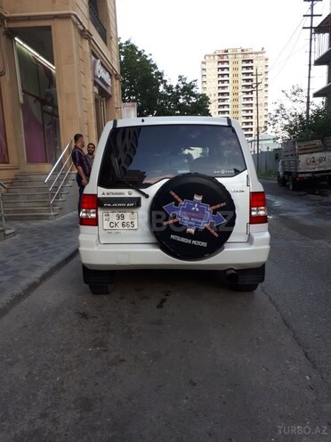 Mitsubishi Pajero io 1999, 240,000 km - 1.8 l - Bakı