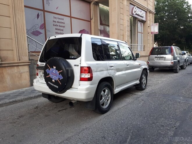 Mitsubishi Pajero io 1999, 240,000 km - 1.8 l - Bakı