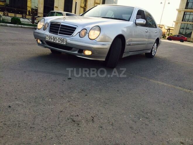 Mercedes E 240 1999, 220,000 km - 2.4 l - Bakı