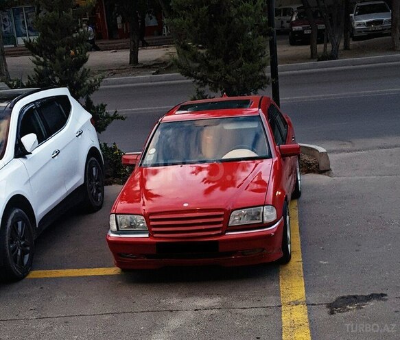 Mercedes C 200 1997, 300,000 km - 2.0 l - Bakı