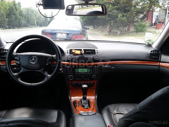 Mercedes E 200 2006, 320,000 km - 2.1 l - Bakı
