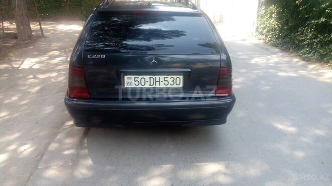 Mercedes C 220 2000, 300,000 km - 2.2 л - Sumqayıt