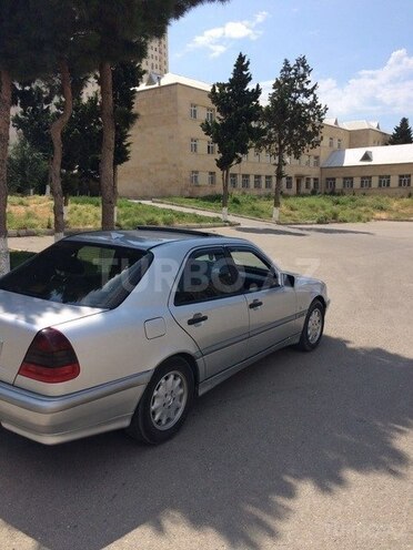 Mercedes C 220 1998, 288,000 km - 2.2 l - Bakı
