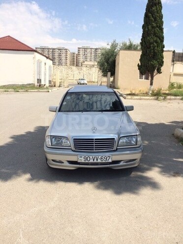 Mercedes C 220 1998, 288,000 km - 2.2 l - Bakı