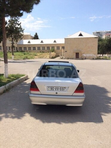 Mercedes C 220 1998, 288,000 km - 2.2 l - Bakı
