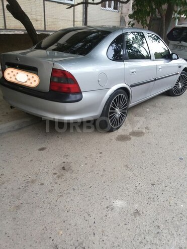 Opel Vectra 1997, 295,000 km - 1.8 l - Bakı