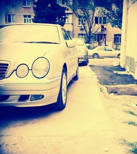 Mercedes E 280 2000, 169,000 km - 2.8 l - Bakı