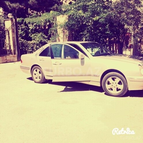 Mercedes E 280 2000, 169,000 km - 2.8 l - Bakı