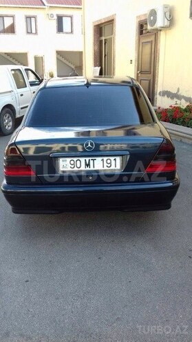 Mercedes C 220 2000, 310,000 km - 2.2 l - Xırdalan