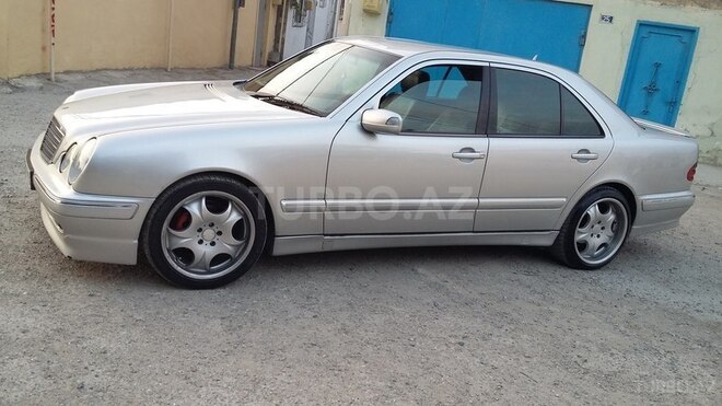 Mercedes E 240 2000, 170,000 km - 2.4 л - Bakı