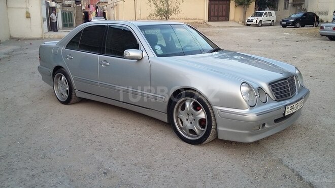 Mercedes E 240 2000, 170,000 km - 2.4 л - Bakı