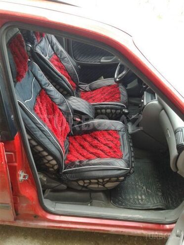 Opel Astra 1993, 320,000 km - 1.6 l - Şamaxı