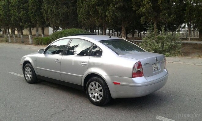 Volkswagen Passat 2002, 189,000 km - 1.8 л - Sumqayıt
