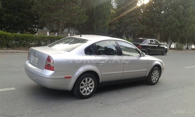 Volkswagen Passat 2002, 189,000 km - 1.8 л - Sumqayıt